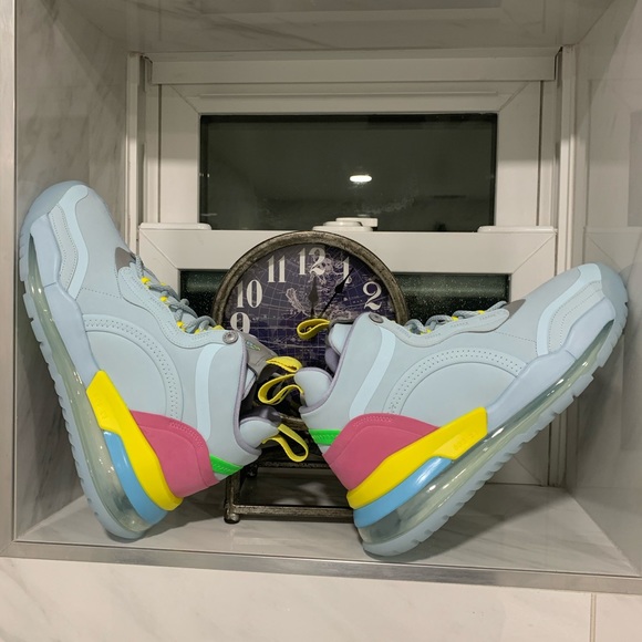 Jumpman - Picture 6 of 8